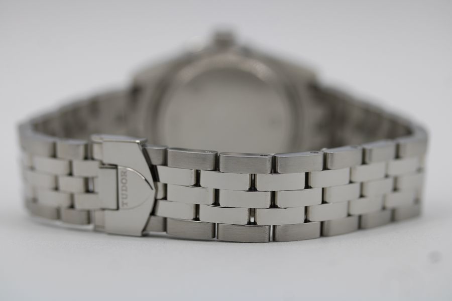 Tudor Glamour Date M53000-0079